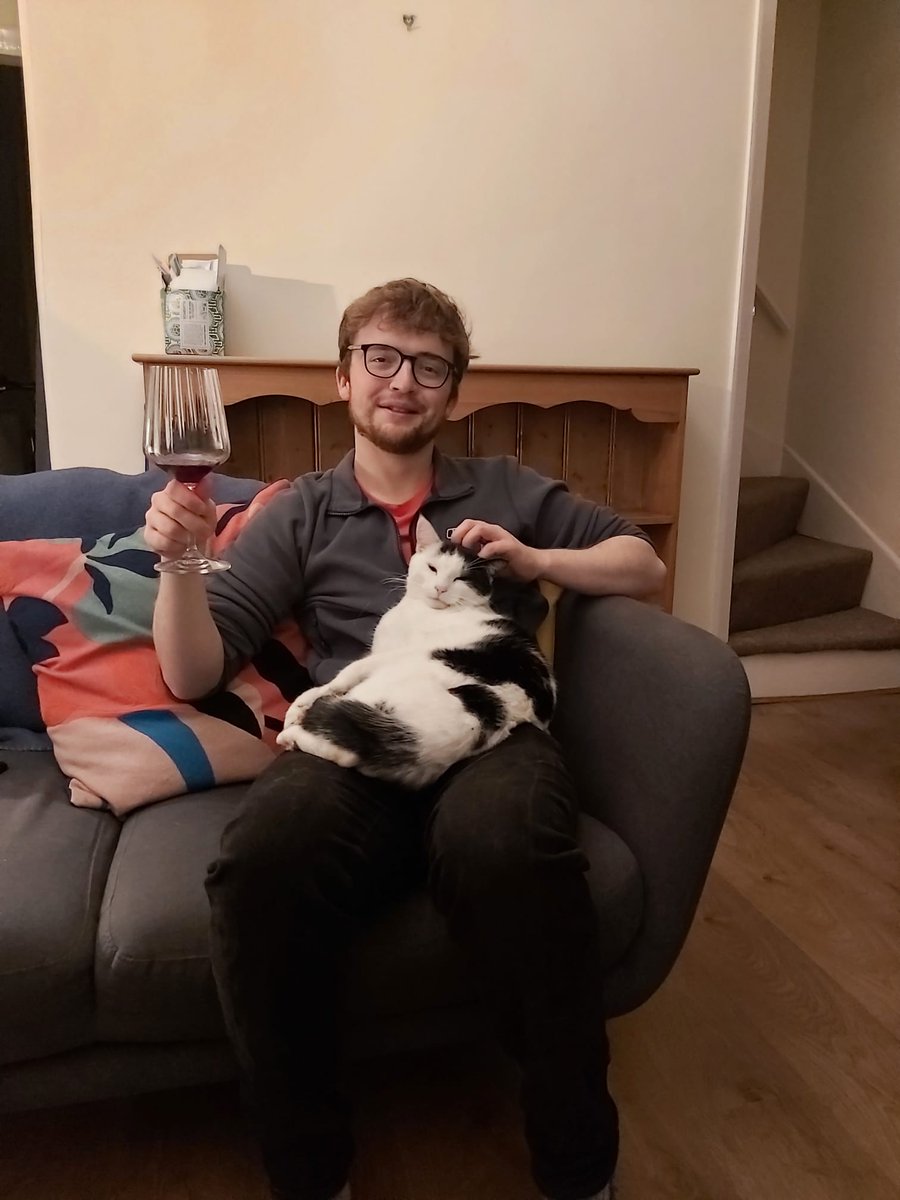 WBateman95's tweet photo. Here are a few pictures of me and my best friend: https://t.co/kaMS8f3ZL8