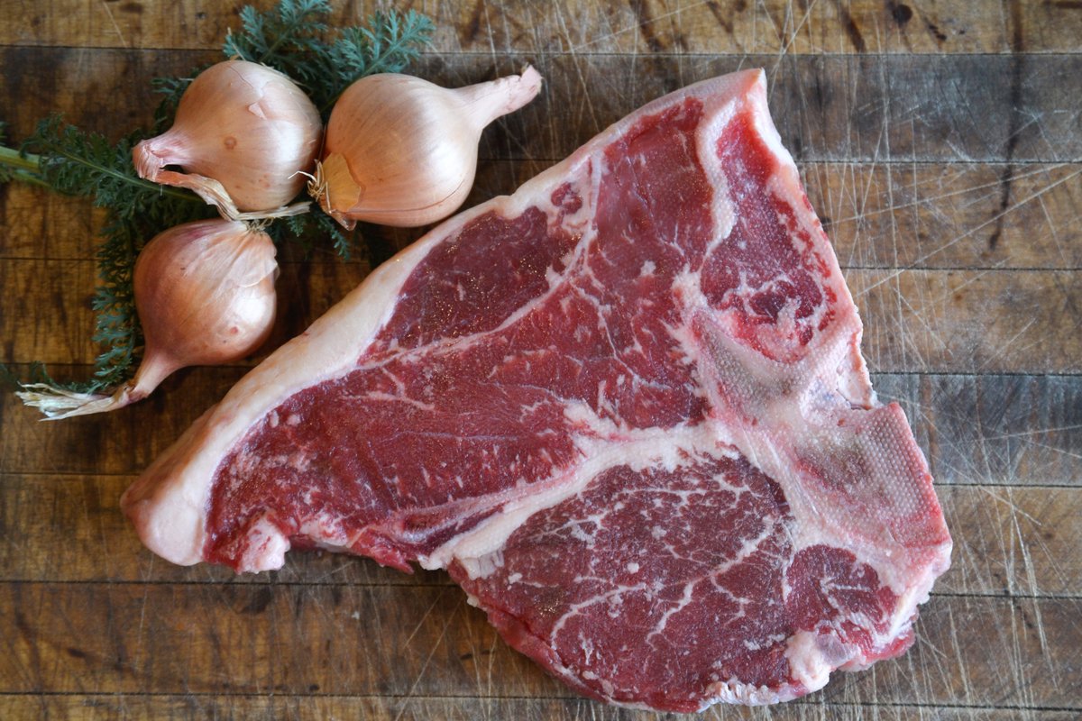 BeefProvisions's tweet image. Farmer's Provisions is now open!  We're raising 100% grass-fed beef and delivering it direct to your door. Grazing cattle regeneratively-good for the cattle, good for you, and good for our soils.  We would be honored if you would give it a try.
farmersprovisions.com
#grassfed