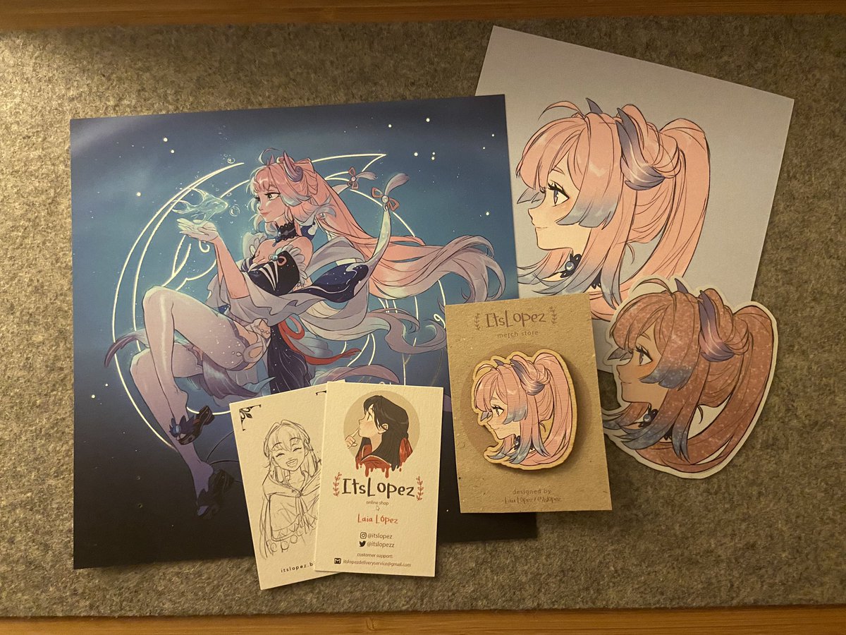 allofyeol's tweet photo. Just received the BEST package after such a rough day 🥺💕 @itslopezz thank you for all your amazing art 🥰 https://t.co/CsGtA7NZO2