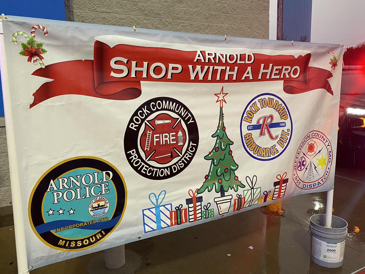 RTADEMS's tweet photo. RTAD team members participated in the Arnold Shop With A Hero event last night and had the privilege to shop with nearly 150 children.
We are grateful of being able to assist our communities!
#bethemiracle #rtadrocks #shopwithahero #paramedic #paramediclife #emt #emtlife https://t.co/xajC9LKQLt