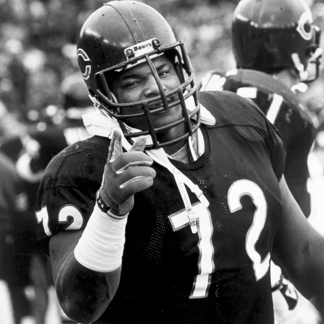 ChicagoBears's tweet photo. Happy birthday to the one &amp; only, William "Refrigerator" Perry! https://t.co/lvR3Ti6h7D
