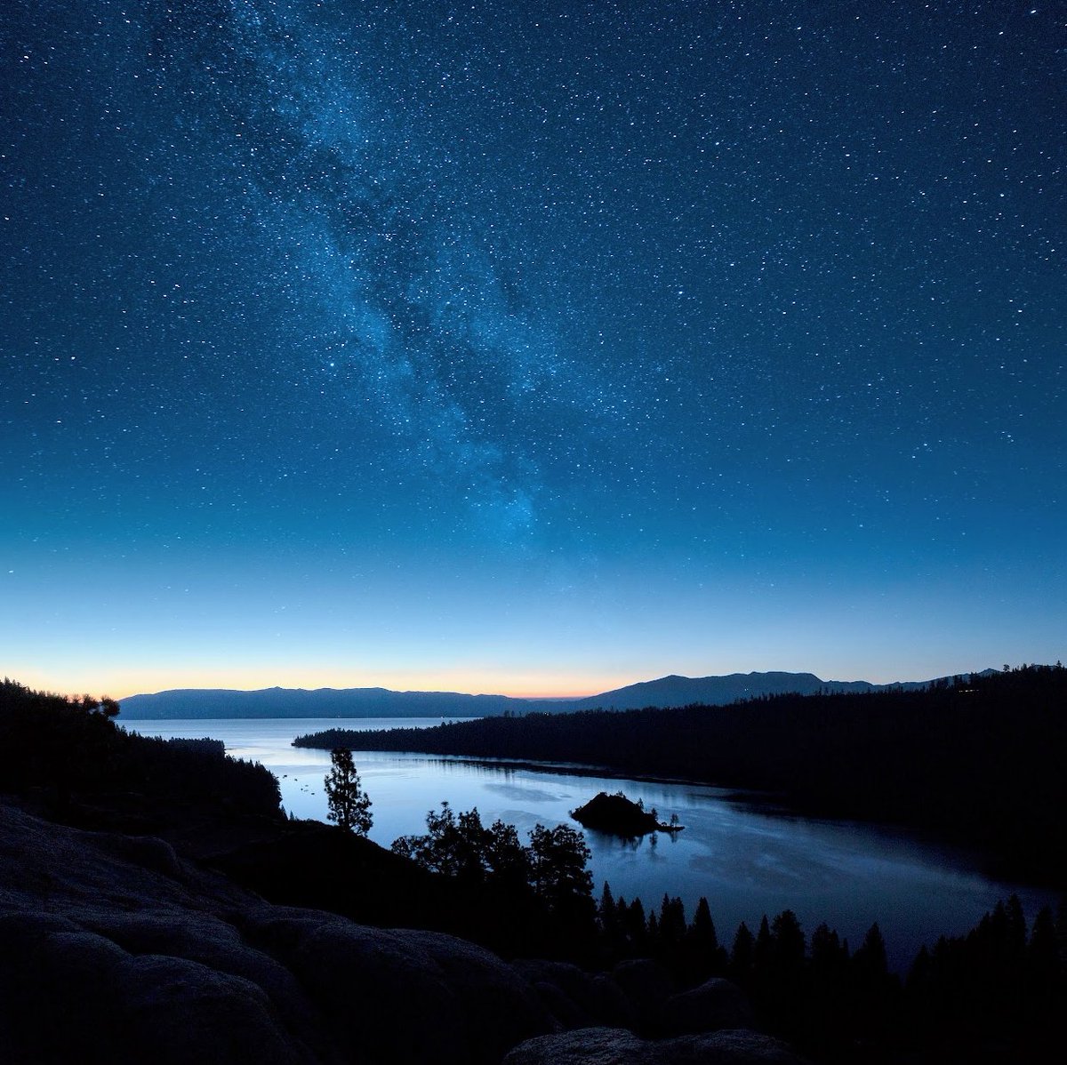 chrisfoxdesign's tweet image. It&apos;s been an introspective week. Lots on my mind, thinking about my happy place. Wanted to share a bit of peace and beauty with you. 

Feeling grateful for family, good friends, inspiring co-workers, and new opportunities. 

Emerald Bay, Lake Tahoe.