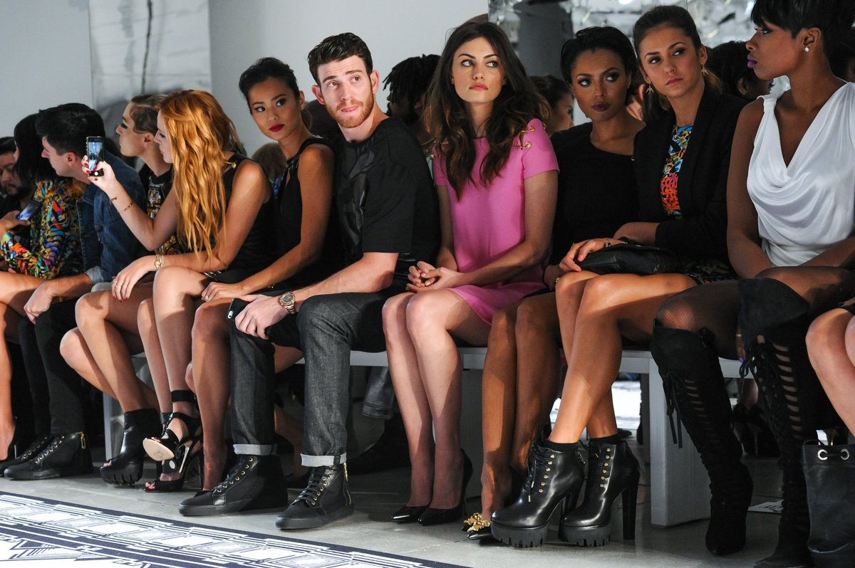 phoebetonkinweb's tweet photo. Phoebe Tonkin attending the Versus Versace show with Kat Graham, Nina Dobrev, Jamie Chung, Bryan Greenberg and Jennifer Hudson for Mercedes-Benz Fashion Week (September 2014) https://t.co/Tg65PVtypj