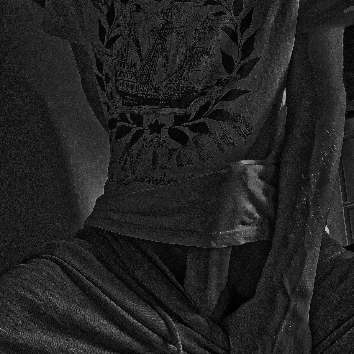 TW / Nsfw 

I wanted to add something spicy, I'm not actually good at this, but it looks okey right?