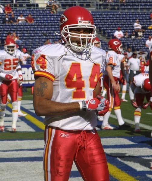 Vintage_Chiefs's tweet photo. Eric Warfield #ChiefsKingdom https://t.co/Orkl682sAW