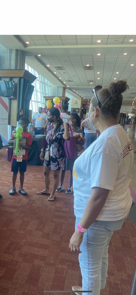 thewill2winfou1's tweet photo. To serve and be of service to others is what Ms. Hibbs does for the Cora Rice Community @ChelleHibbs #dare to believe again https://t.co/kTGqdWwvqt