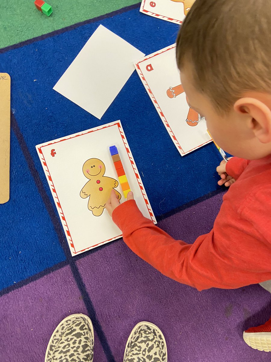 Holiday themed measurement activities kept all of my students engaged during math groups today! 🚂 🎫 🍪