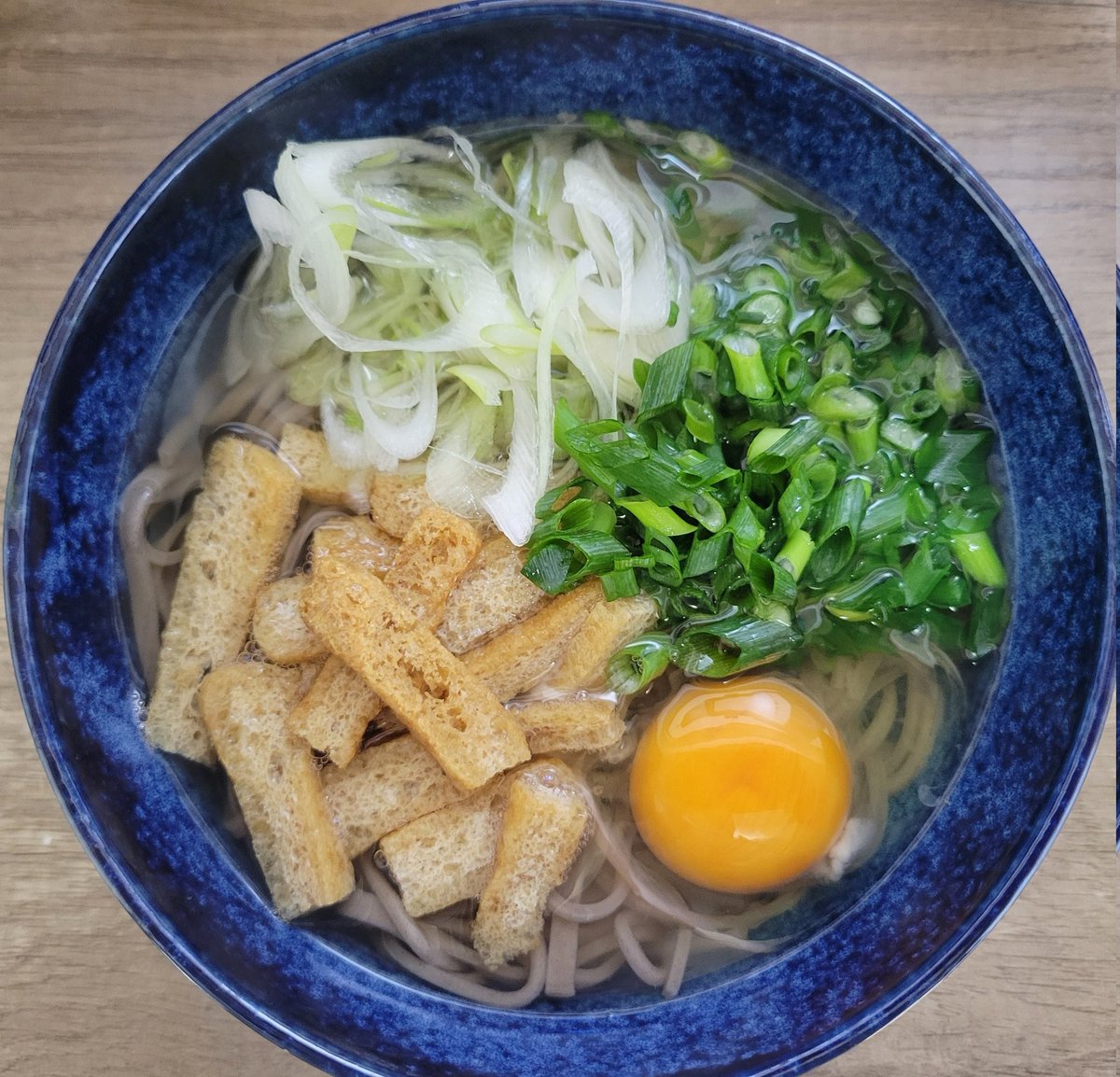perversity's tweet photo. 今日の朝飯

朝そば(久々) https://t.co/7T4moX7APe