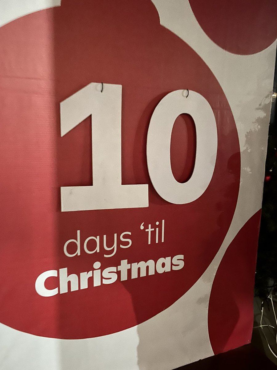 zeitgeistjay's tweet image. Uwing uwi na ako ah. Hahaha. Konteng tiis pa ang ferson