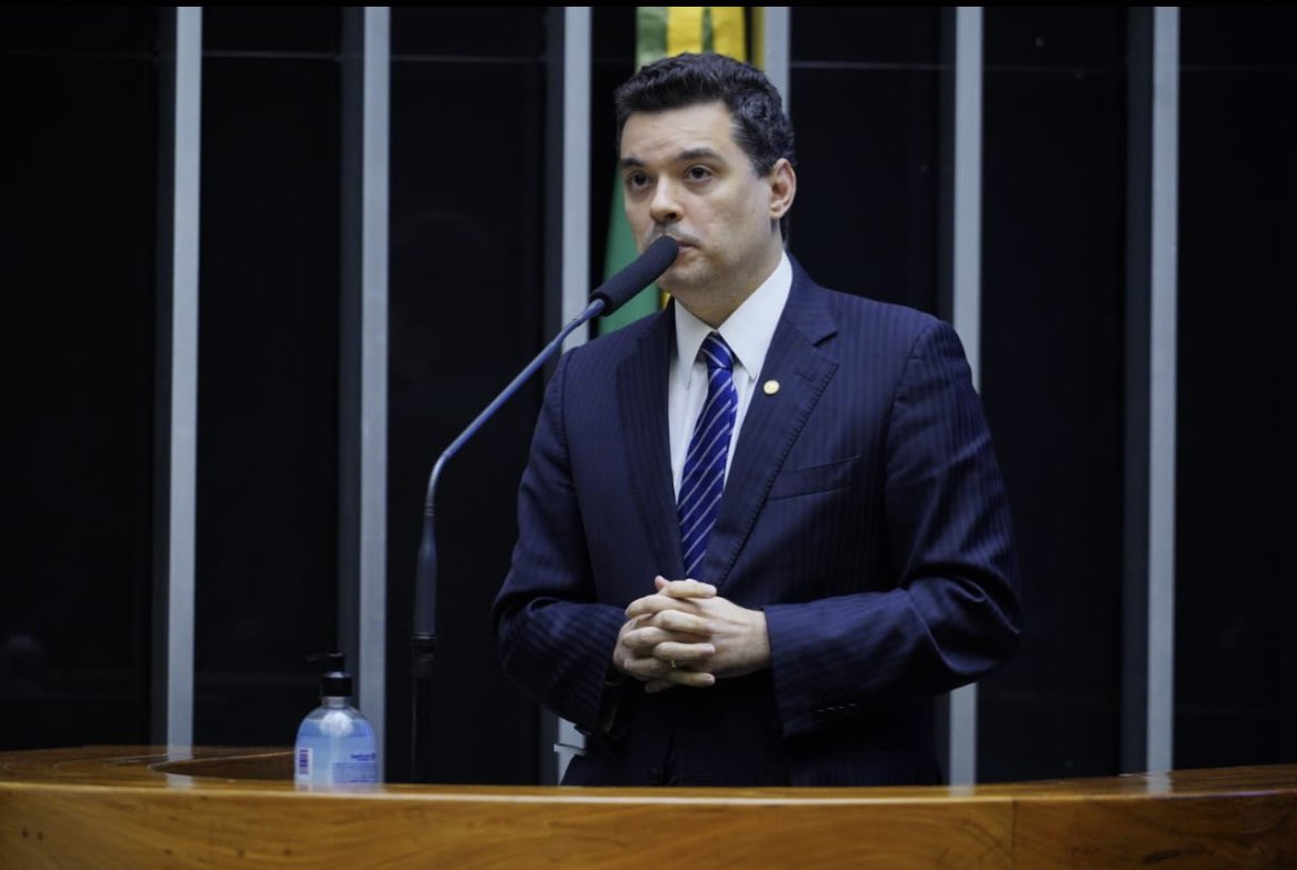 walteralvesrn's tweet photo. Votei SIM e aprovamos, com ampla maioria, a PEC 390/2014 que direciona recursos para financiar o piso salarial da enfermagem. 👍

#MandatoWalterAlves #PEC390 #VoteiSIM https://t.co/4Iw93y0mUS