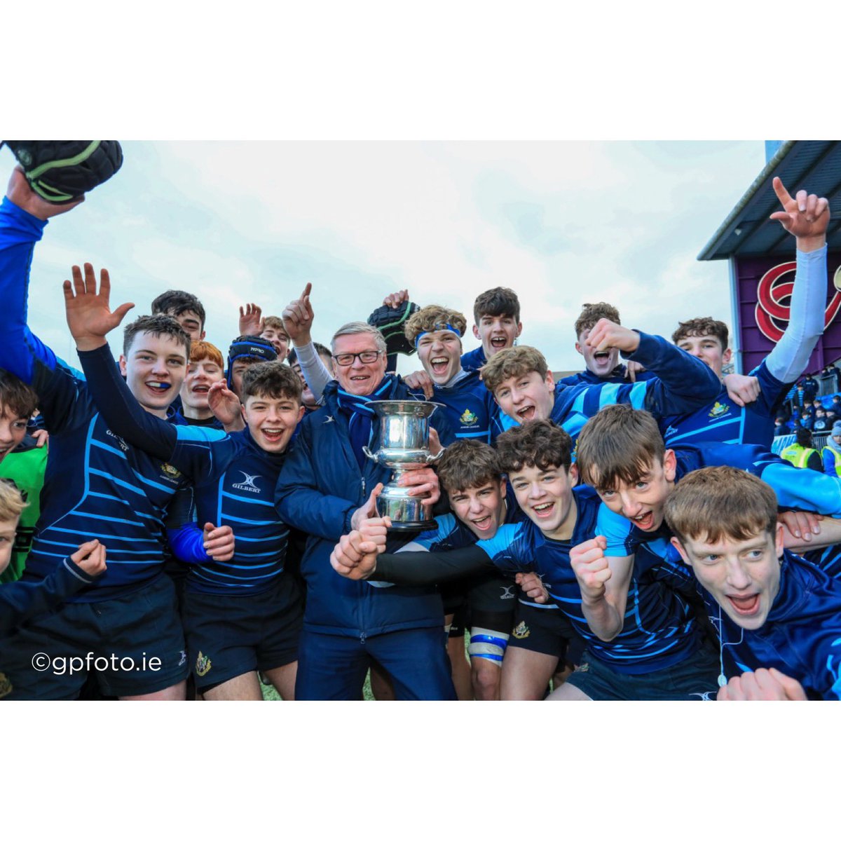 Making the Headmaster Proud!
Game well played Boys🙌🏻🥇
Game: JCT 2023
Team : Castleknock Vs Gonzaga
Photo credits : Gerry OSullivan
#castleknockcollege#rugby🏉#rugbyleague#schoolboys#jct23#juniorteam#gpfoto#myphotosyourstory