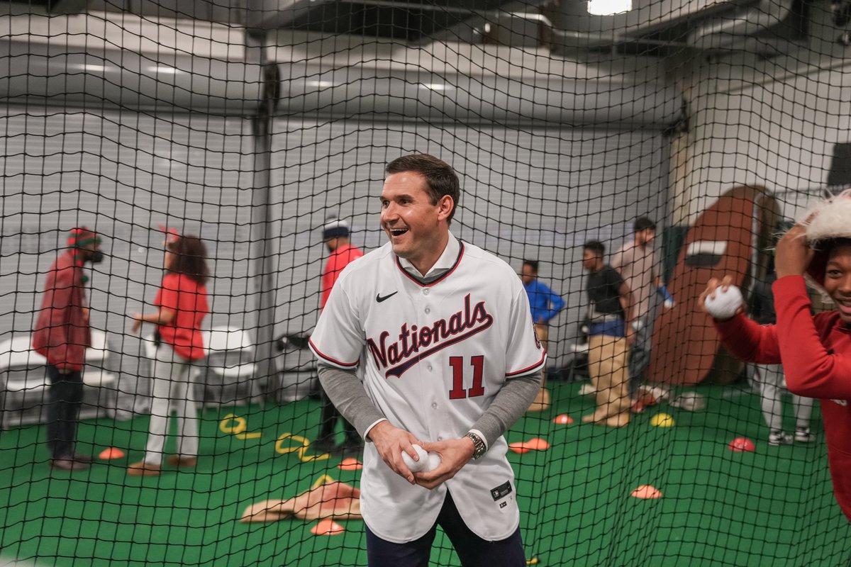 Nats4Good's tweet photo. Yesterday, #NatsAcademy Scholar Athletes were joined by Ryan Zimmerman and @ScreechTheEagle at our annual holiday gift drive.

Since 2014, the local office of @Mintz_Law has supported this tradition. Over 100 kids received gifts this year. 

🔗https://t.co/utidWUMx1Q | #Nats4Good https://t.co/kwOhi94LSA