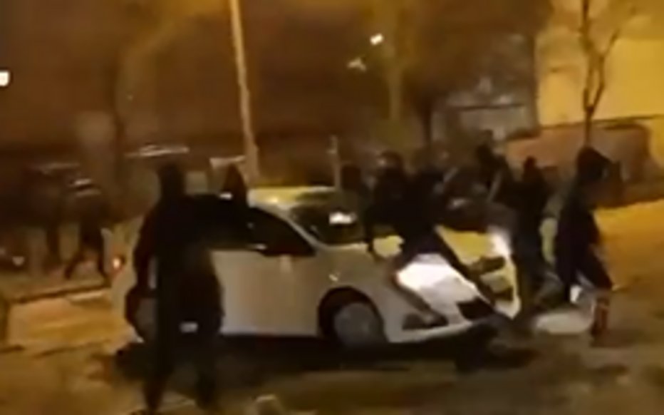 Montpellier / Décès de Aymen, un ado de 14 ans : expédition punitive de la communauté maghrébine contre la communauté gitane au cri d'"Allah akbar" (Màj)
fdesouche.com/2022/12/15/mon…