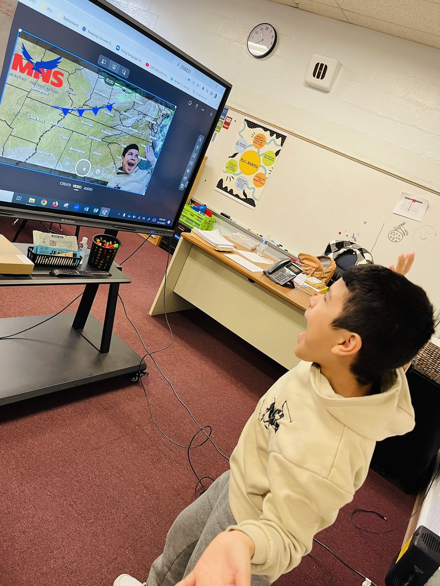 Our 6th graders had a wonderful time analyzing data to predict probable local weather patterns using their knowledge of weather fronts. Thank you Micky Brooks for all of your help!