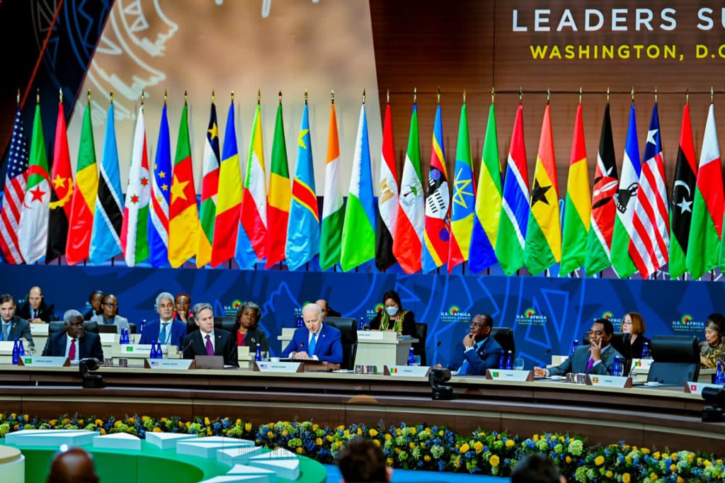 #Burundi Le Président de la République SE Evariste #Ndayishimiye a pris part à la séance plénière des Chefs d’Etat africains et américain sur l’état de la coopération USA - Afrique pour la paix, la sécurité et le développement.