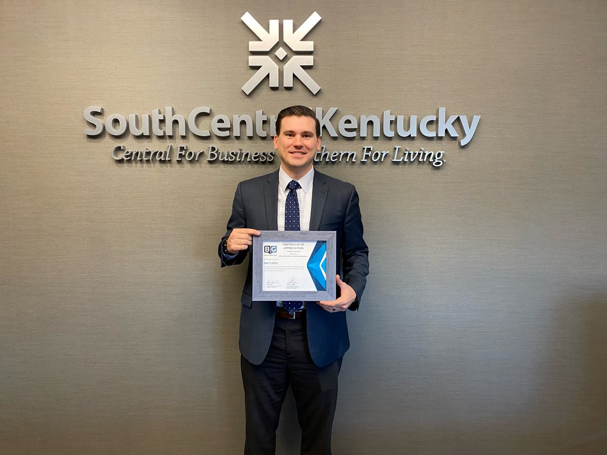 BGYoungPros's tweet photo. This is our BGYP Leadership Committee presenting Elizabeth Lynn Newbould and Ian Loos with a certificate of recognition for their 4 years of service and commitment to our BGYP Leadership Committee. https://t.co/bOPhyoyzXa