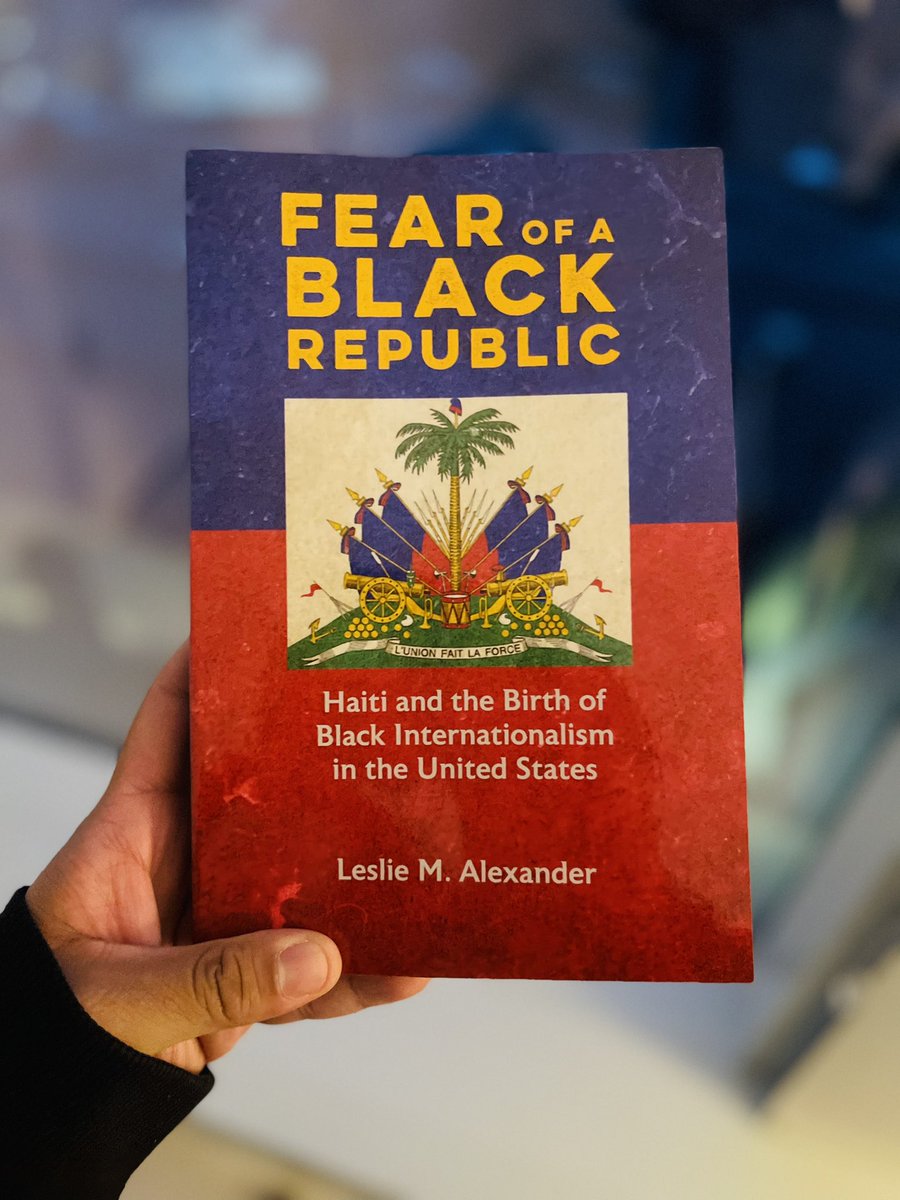 BlackCatrachoBK's tweet image. Screaming YAAAASSSS Dr. @lesliemalex I cannot wait to learn from you again, cite it and teach it your most recent gem! Thank you for your scholarship and all that you do for us and our futures!! #BlackStudy
