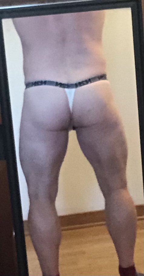 MenoffJack's tweet photo. @underwearshare Thong Thursday today! https://t.co/I9yer71RLM