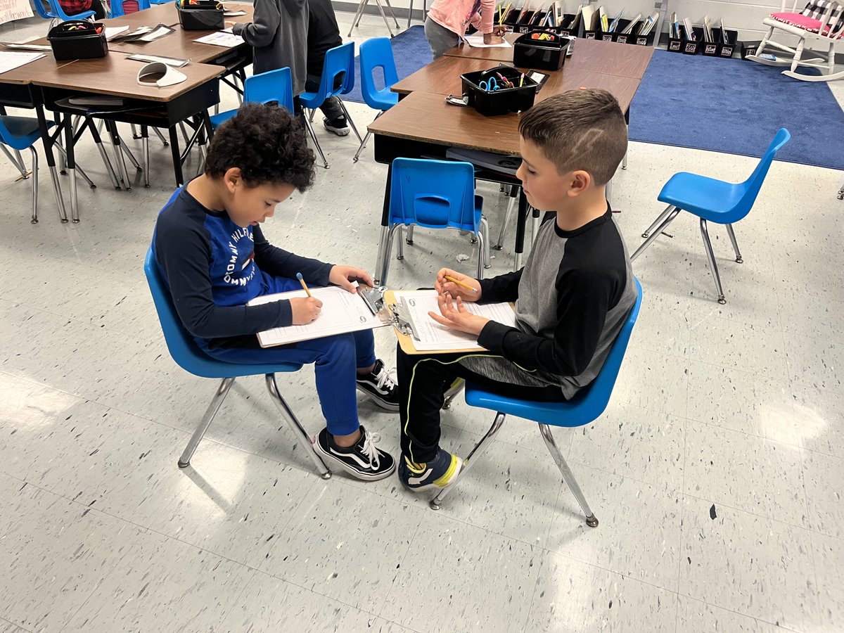 JFKOHARE's tweet photo. A-3 is very excited to learn how technology has changed over time. Impressive questioning by all students. Collaborative discussions fuel learning and growth! #collaborativetalk #activelistening https://t.co/ClAG0NJEcB