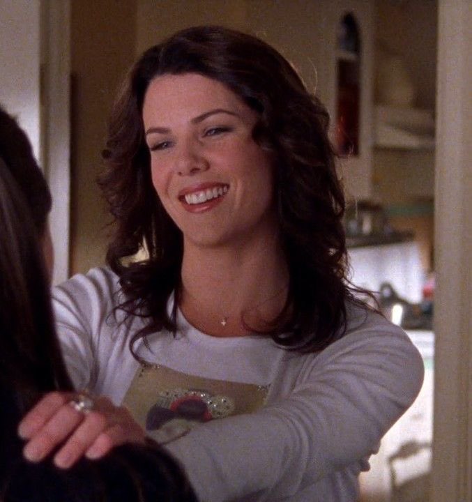 thinkergilmore's tweet photo. lorelai gilmore <3 https://t.co/cCMkV0wLmv