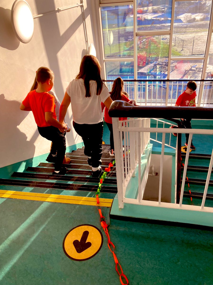 GisbeyMrs's tweet photo. So, weβre trying to get into βThe Guinness Book of Recordsβπ #longestpaperchain ππΌπ @MissSJGorman β¦ teamwork! π https://t.co/hz1sGYNHQe