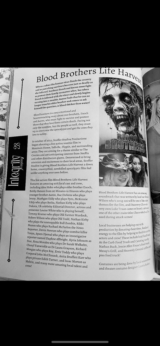 helmslou's tweet photo. Oh there she is when you see ya name in lights lol β€οΈX #nowacting #startingatthetop #actingisfun #film #actingisagreatlaugh #Filmmaking #magazinefun #magazines #magazinequeen #publishing #BloodBrothers #zombies https://t.co/4IgxOJ6u6g