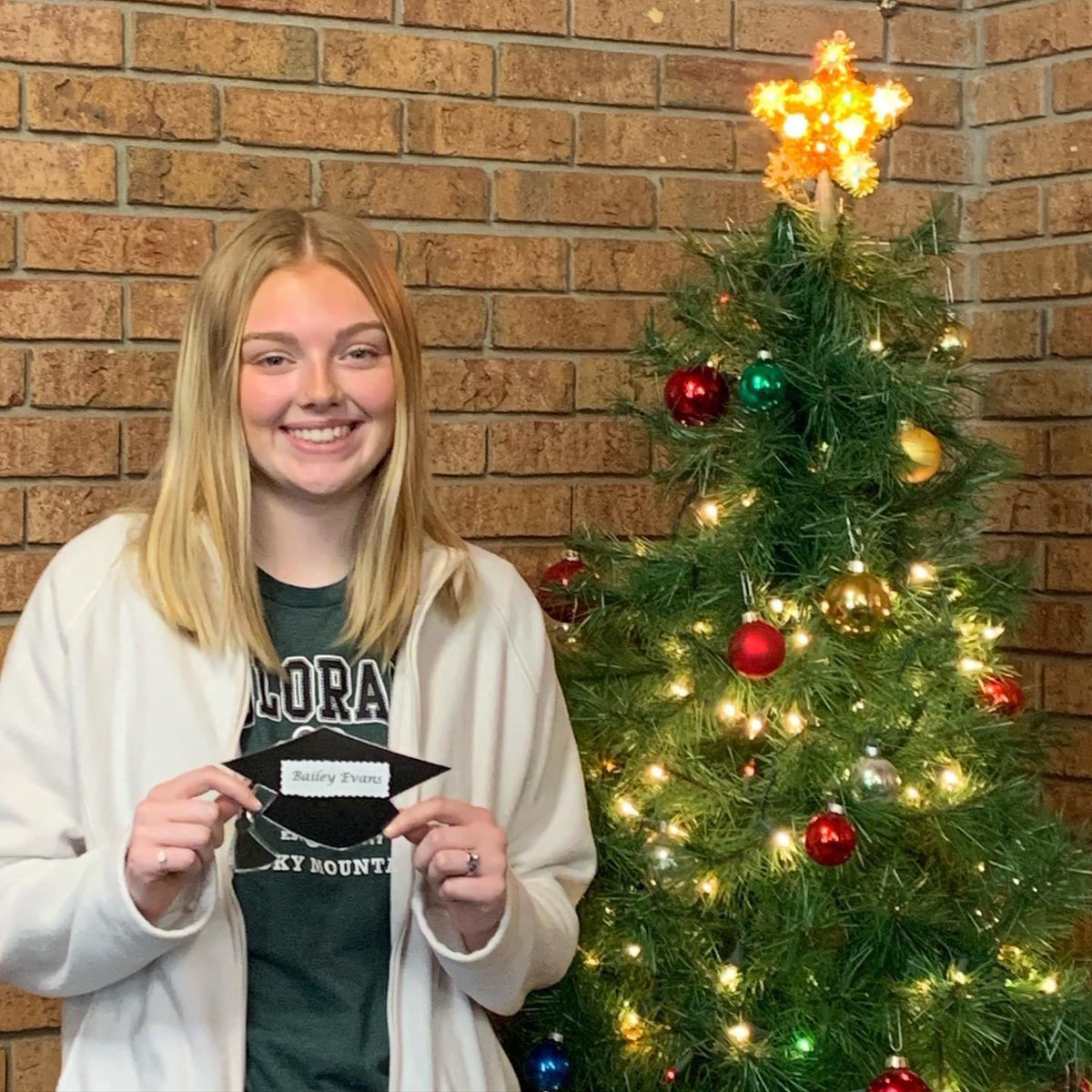 WarrickEd's tweet photo. Bailey Evans joined us in January as a sophomore and walked out the door this morning as a high school graduate.  Bailey graduated a year and a half early, has been accepted into Ivy Tech. Congratulations Bailey! https://t.co/uabSz0POyB