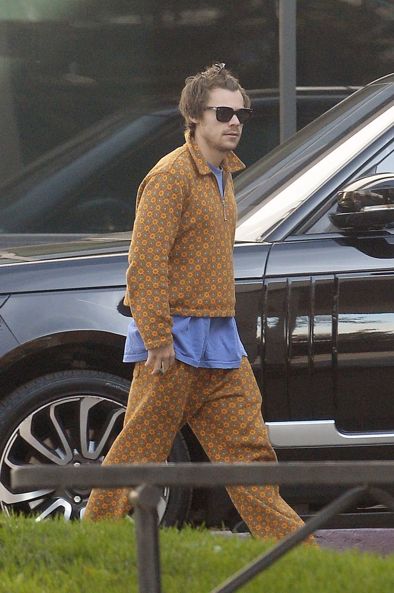 KingsMediaHL's tweet photo. 📸| Harry today arriving in LA. https://t.co/mXY5ZTGEa2