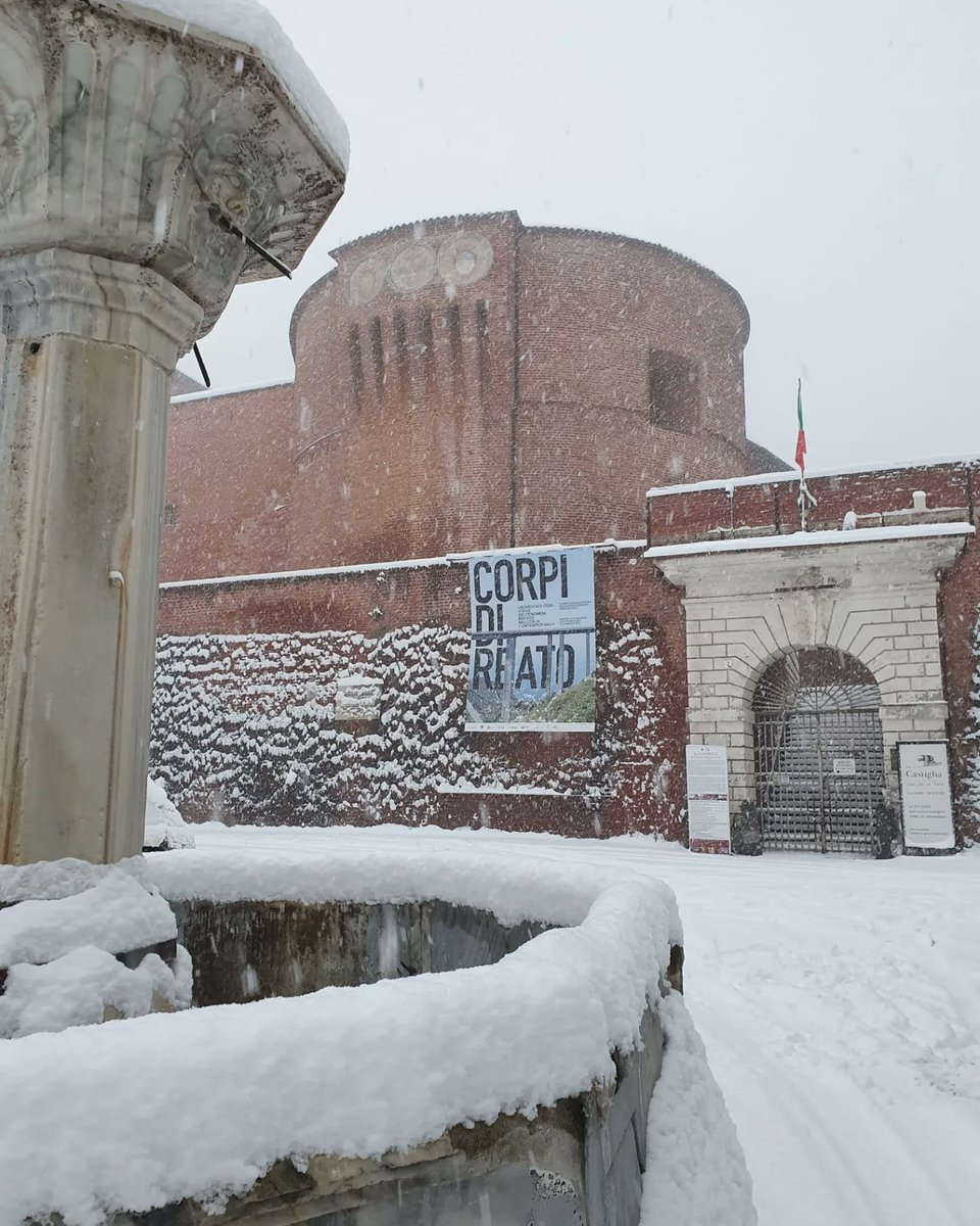 fondagaruzzo's tweet image. "Corpi di Reato. Un’archeologia visiva dei fenomeni mafiosi nell’Italia contemporanea”.
Mostra realizzata da @fondagaruzzo con @mufoco  e @Comune_Saluzzo  presso la Castiglia di Saluzzo,aperta tutte le domeniche e festivi fino all’8 gennaio 2023. 
Ph. Credit Andrea Momberto