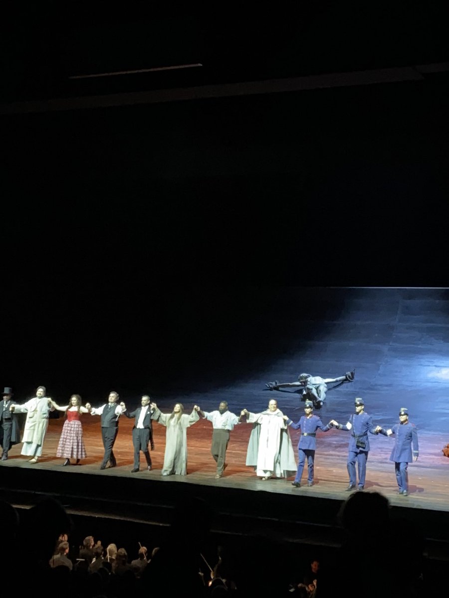 MatthieuOdinet's tweet photo. La Force du destin ce soir à l’@operadeparis, avec un plateau vocal d’exception, @AnnaNetrebko et @TezierLudovic #opera #verdi #LaSplendida https://t.co/SKGYDHZf3v