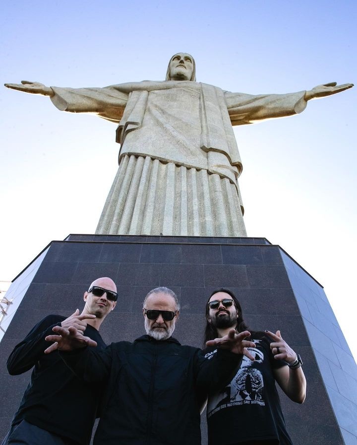 Fotos de Fatos on Twitter "Michael Pfaff, Shawn Crahan e Jay Weinberg