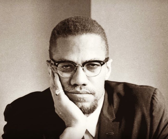 MaadyBK67's tweet photo. You got a white professor at an HBCU calling the police on Black students? https://t.co/zEt8BPjNnM