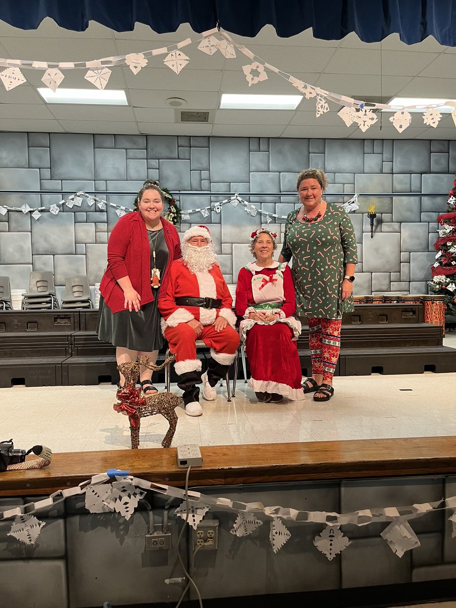 Dover Elementary School tweet media