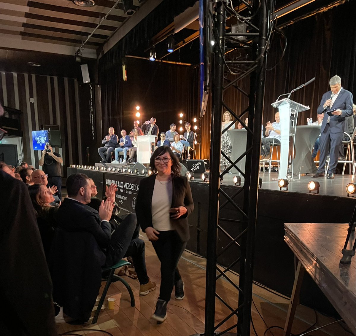 microsdor's tweet photo. Le Prix du Public @cocacolafr est attribué à @TV5MONDE pour le reportage « Plus belle la Nuit » de @PE_LEONARD #morzine https://t.co/lk29hhIDHC