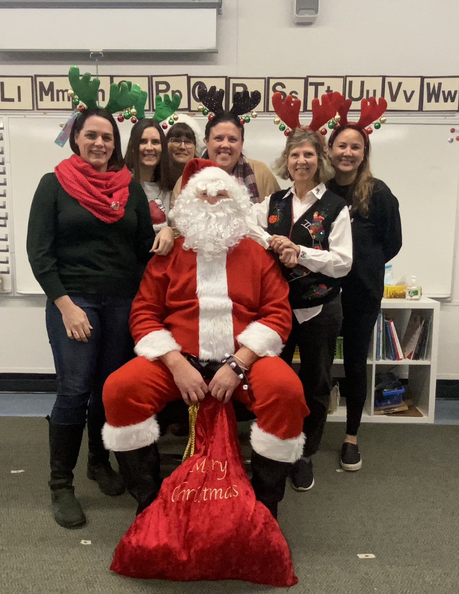 All of us at Home Quest wish you and yours a very happy holiday season and all the best for 2023!