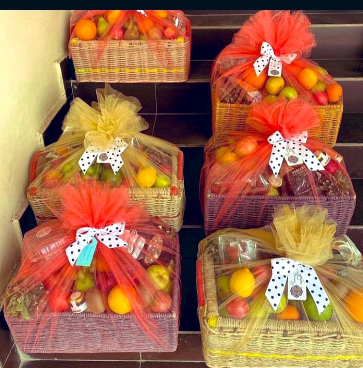 ibox_gift's tweet photo. @Mbahdeyforyou Personally none. But I wouldn’t mind been the one sending out gifts to others, I curate gift hampers, surprise packages, souvenirs and chocolate boxes. Location: Lagos/ Abuja. Price range from 15,000 Naira upwards, i.e can be charged higher than that. Thank you https://t.co/uDPPUWsdoZ