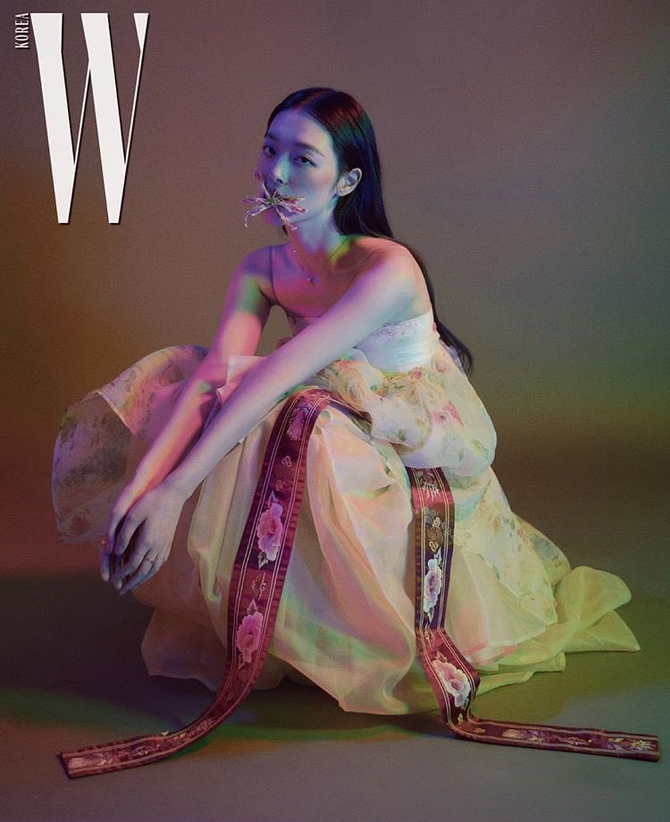 sulli for w korea october 2018, ph. by kim hee june