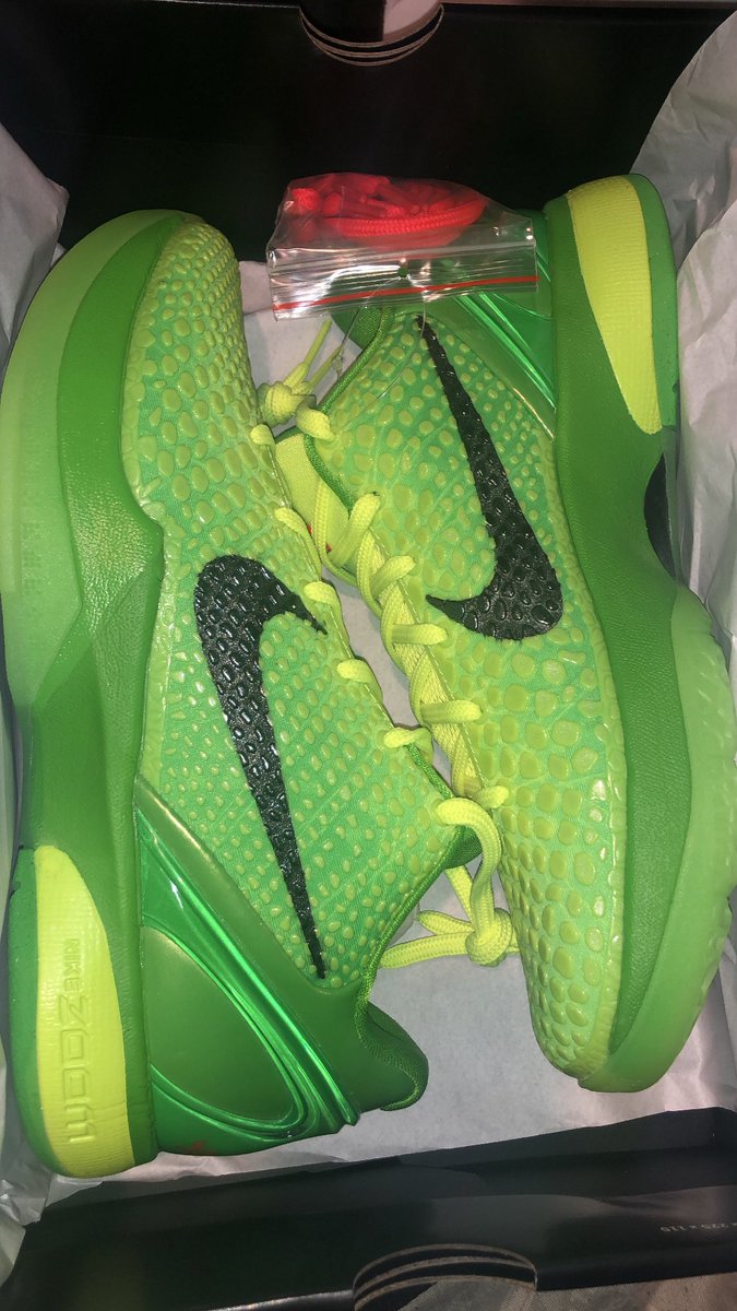 A1_Capper's tweet photo. @atmos_usa biggest steal was getting early access when I had no service in the bank it somehow went thru…I had to run out of the bank mid transaction to middle of intersection to claim the access and it worked i got these gems!     shoe size 8.5 #atmosphl #atmoscollectorsclub https://t.co/hwq6ziYmR2