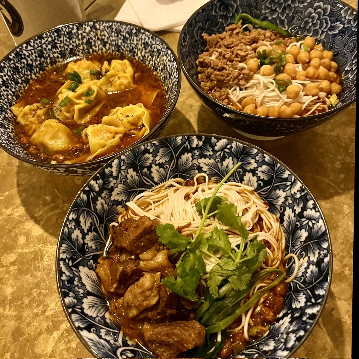 Tomorrow, our newest addition, Beef noodle will be served at Aldgate as well.  Don't miss out😋
#beefnoodle #londonfoodie #Chongqing
#chongqingnoodle #Xiaomian #spicynumbingaddictive