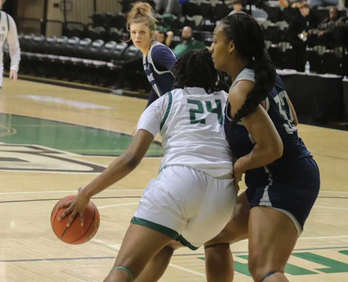 upstateWBB's tweet photo. Can't stop now, onto the next.

#SpartanArmy ⚔️ https://t.co/mN8Je7luOV