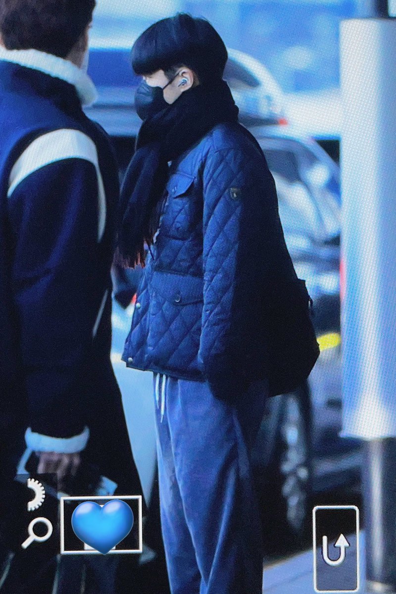AhPuh_DW's tweet photo. 221216 GMP
겨울의 상혁💙
#SF9  #다원 #ダウォン #DAWON @SF9official https://t.co/KkIuVJqzSS