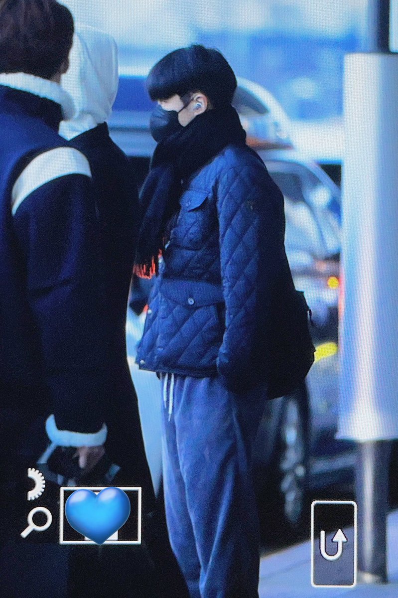 AhPuh_DW's tweet photo. 221216 GMP
겨울의 상혁💙
#SF9  #다원 #ダウォン #DAWON @SF9official https://t.co/KkIuVJqzSS