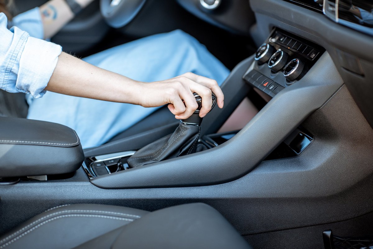 LRTrans's tweet photo. The tables have turned. Whereas manual transmissions once garnered better gas mileage than automatics, modern vehicles equipped with an automatic typically get better mileage than their manual counterparts due to advancements in design and function. https://t.co/LVYcoufT2I