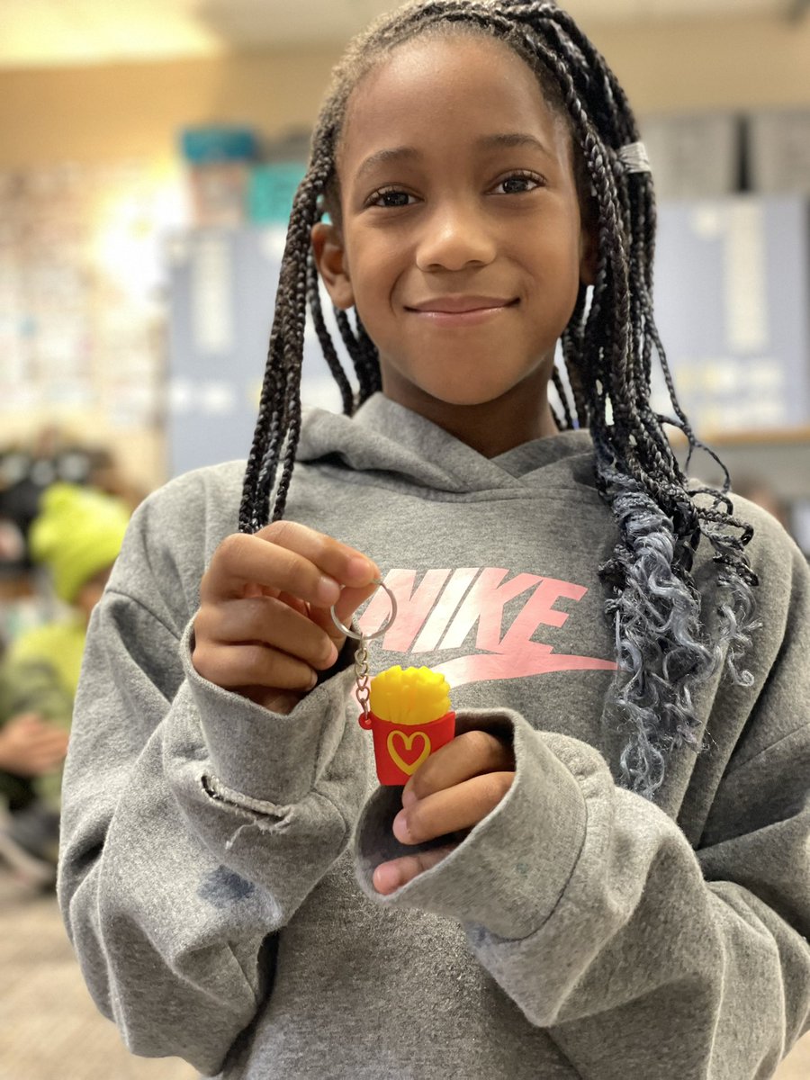 Amanda Iverson tweet media