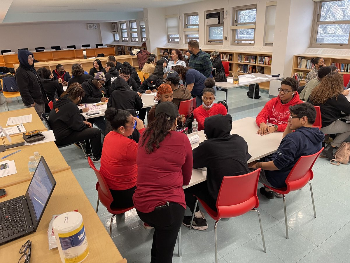 Transfer Schools Student Leaders brainstorm ideas for the DCEP with my team and me!