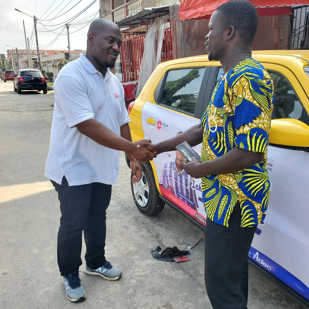This is what financial inclusion for taxi drivers in Abidjan looks like. A car loan for a driver who could not access credit until Moja Ride comes along . Thank you @Visa @CFI_Accion @SocieteGenerale @Ukheshe @GroupEcobank