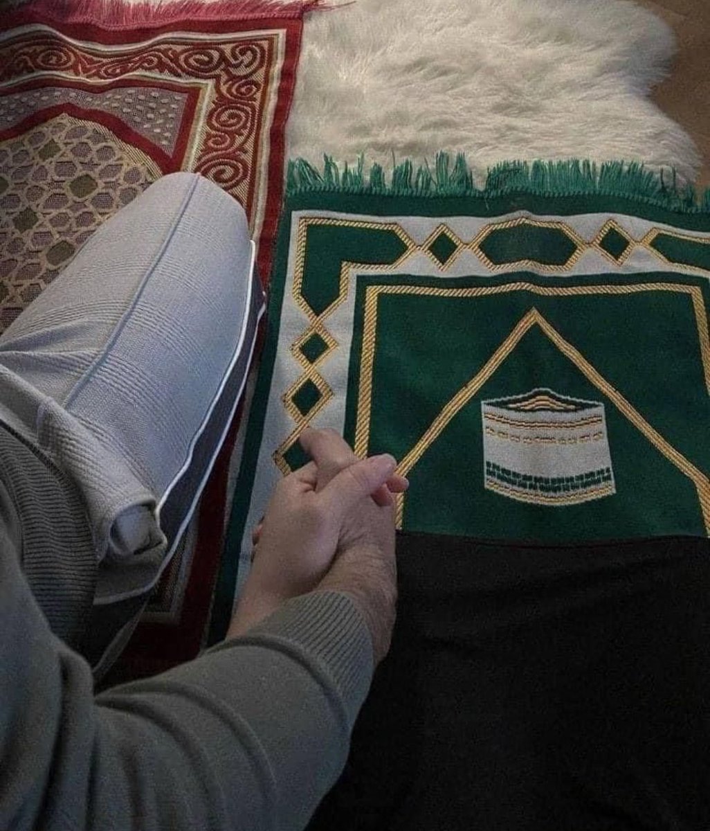 "مع رفيق صالح وسلام على الدنيا"♥️