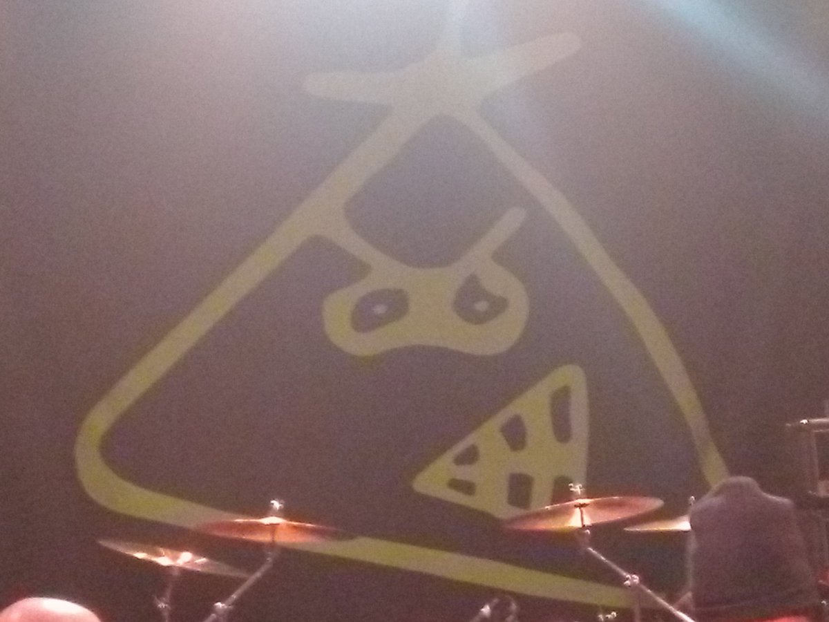 EarthlingPaul tweet media