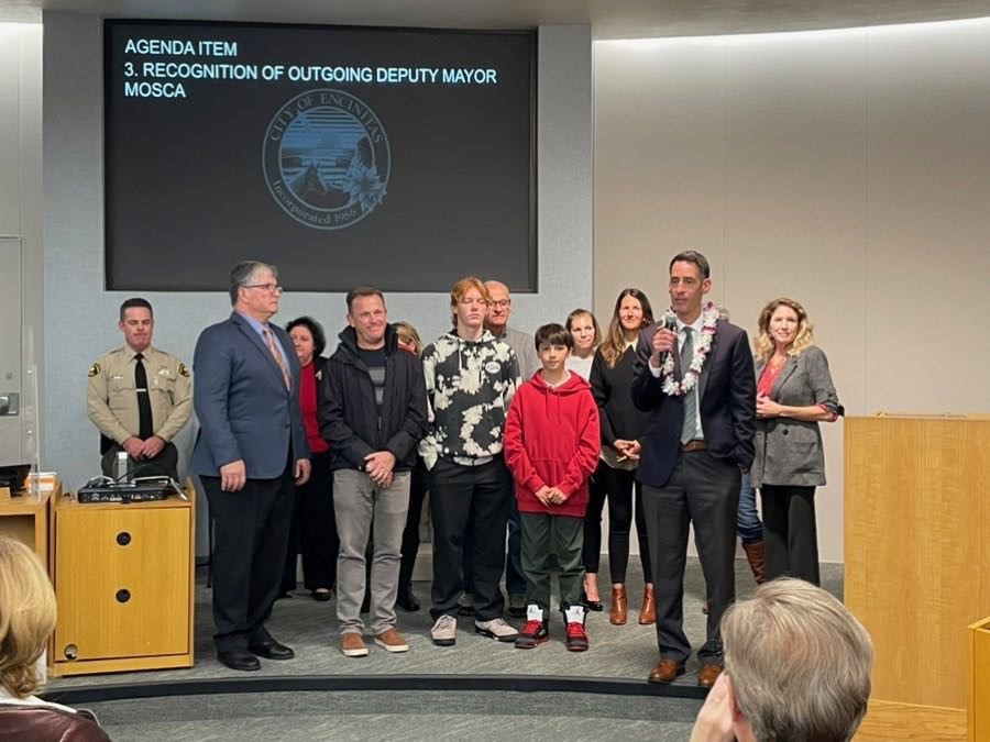 SDCommunityPwr's tweet photo. We are led by professionals right here in our #communities—people who understand our needs &amp; share our concerns, whether local, regional or global. We celebrated a few of our incoming &amp; outgoing Board of Directors, including @JoeMosca1, @alesotelosolis, @paloma4ib &amp; Ditas Yamane! https://t.co/MncGJCKEOh