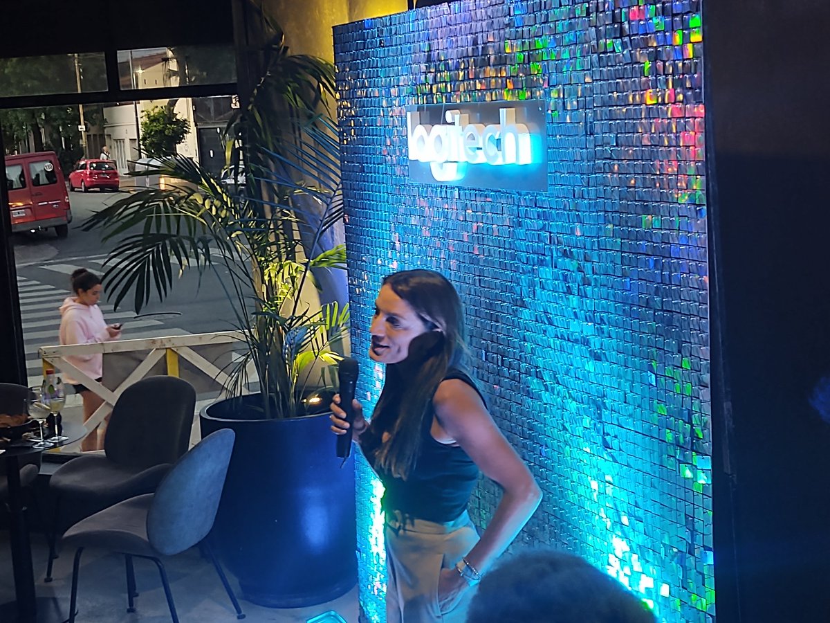 leobararg's tweet photo. Despidiendo el año junto a @Logitech en un año con muchos lanzamientos y mucho apoyo al Canal IT @Enfasys https://t.co/53JOzKyaOT